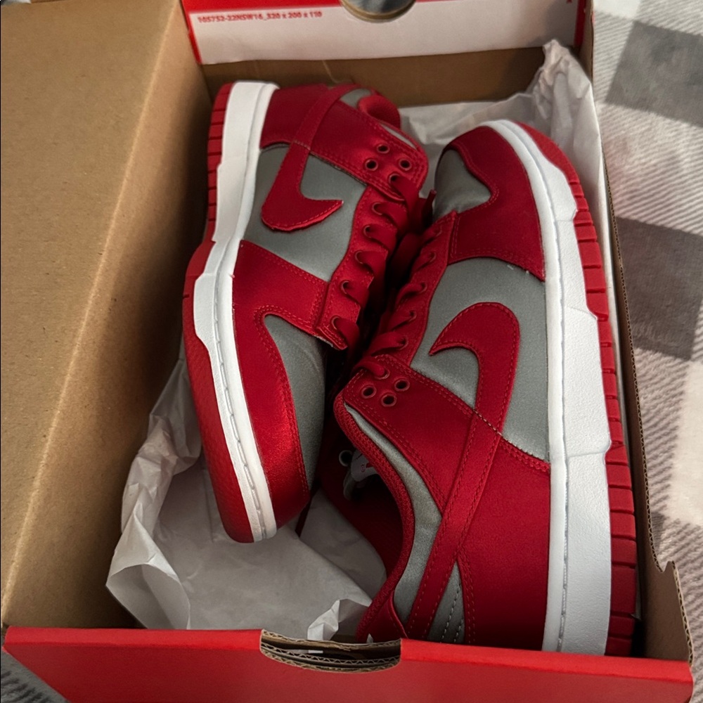 Nike Crimson and Slate Sneakers 7.5W